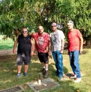 Meet your Posher, Isaac